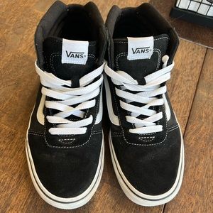 VANS FILMORE HIGH-TOP SNEAKER - WOMEN'S